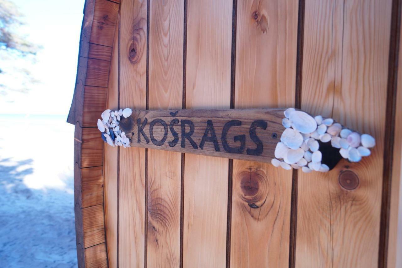 Kempings Saulesmajas Kolka Exterior foto